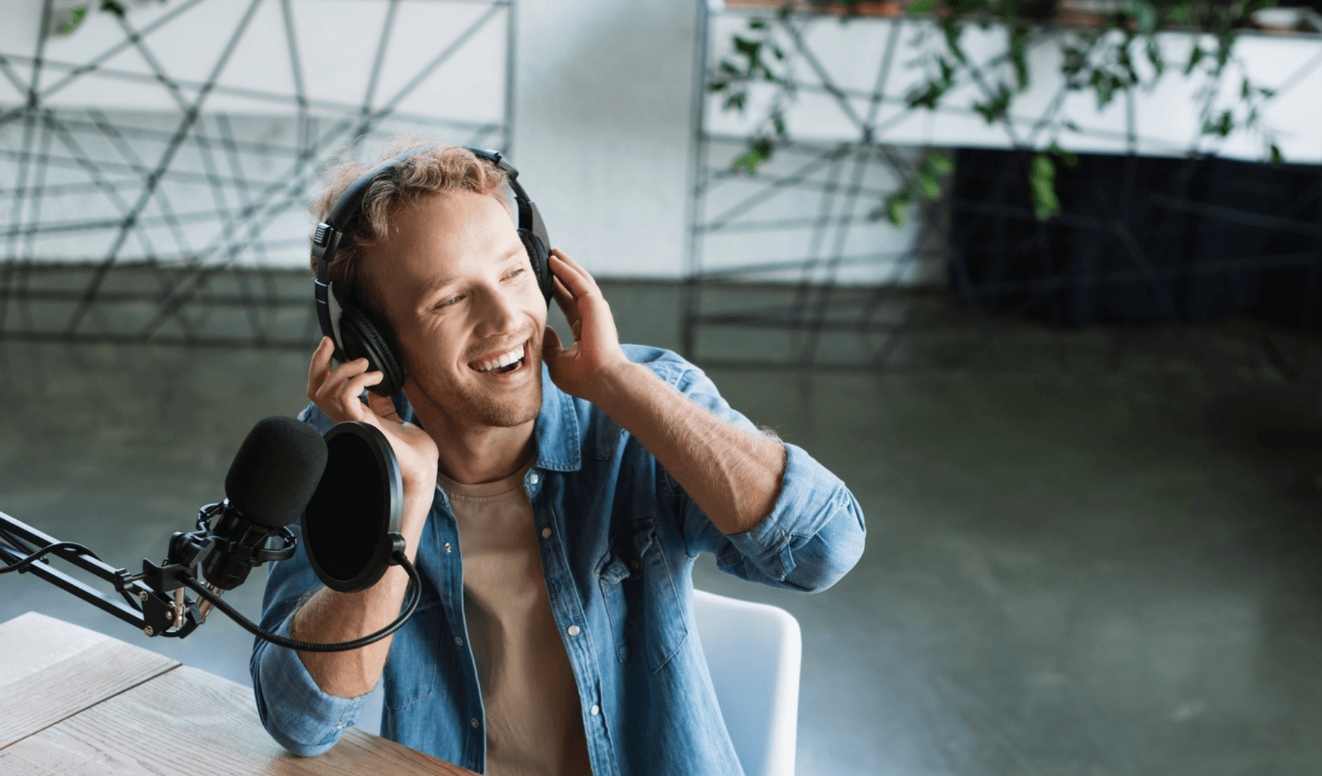 girl with microphone